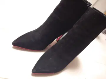 다이애나 블랙 스웨이드 스틸레토 부츠