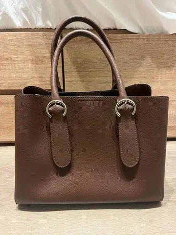 [프로포션 바디 드레싱] 버클 모티브 토트백