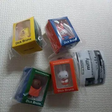 [ 니-19 ] miffy 미피 미니어처 패키지 참 컴플리트