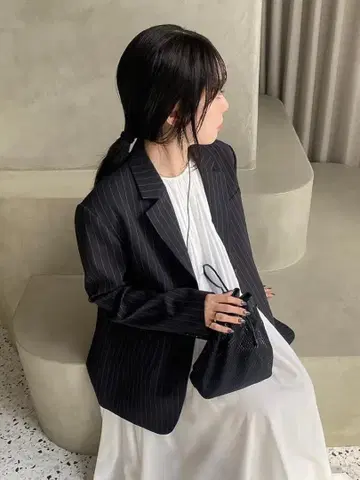 Mila Owen 드라이 터치 와이드 숄더 자켓