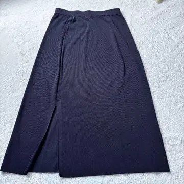 NOBLE 블랙 리브 니트 플레어 스커트 슬릿