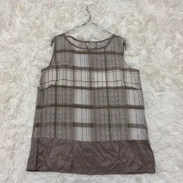 [새상품급] LAUTREAMONT 체크 슬리브리스 상의 (M)