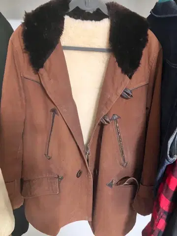 40년대 캐나다군 매키노 코트 빈티지 가격 인하 가능