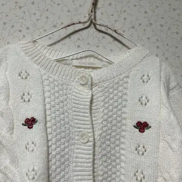 새상품 사만사 모스모스 에카 소포 꽃 자수 가디건 아이보리
