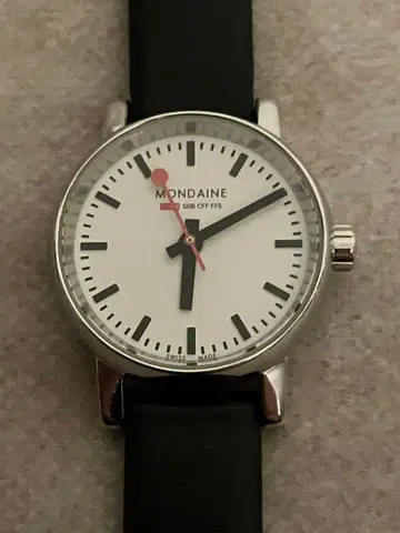 MONDAINE 쿼츠 손목시계 화이트/실버 배터리 새상품 교환 완료