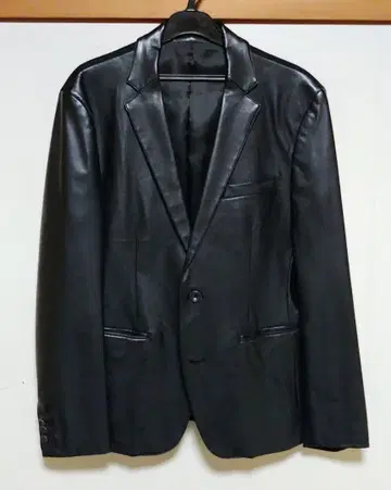 SALE 12/31까지 COMME CA ISM 블랙 테일러드 자켓