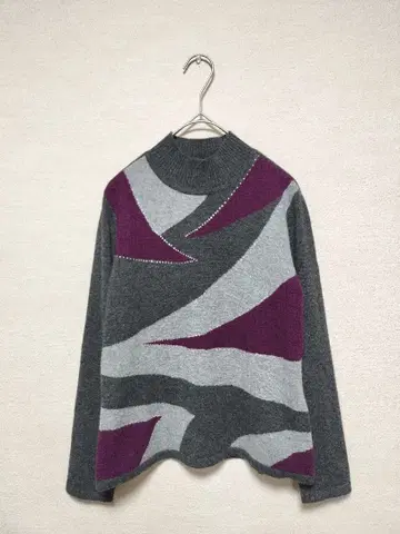 Bellebonita 하이넥 큐빅 장식 캐시미어 스웨터 S