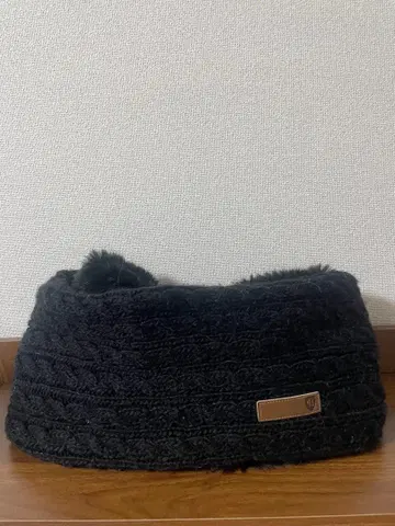 블루 레이블 크레스트브릿지 넥워머