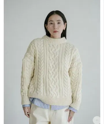 매니시 케이블 니트 풀오버