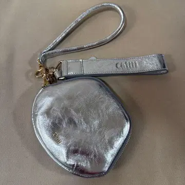 ch!iii 멀치 서클 백 키 참