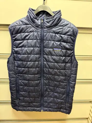 Patagonia 다운 베스트 네이비