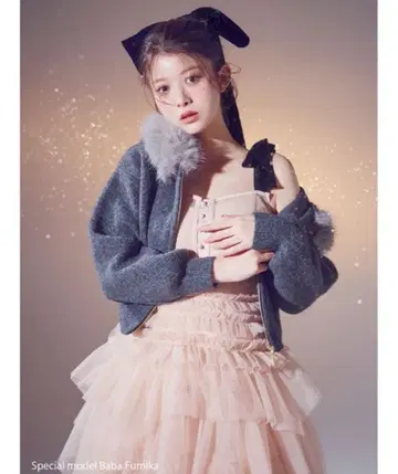 Sustainable 퍼 달린 니트 후드티