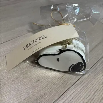 스누피 뮤지엄 한정판 코인 케이스