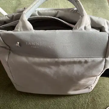 IANNE 실버 그레이 토트백 오페라