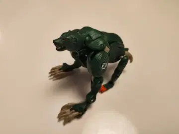 트랜스포머 뮤턴트 비스트 워즈 레이저 클로 본체만 중고품