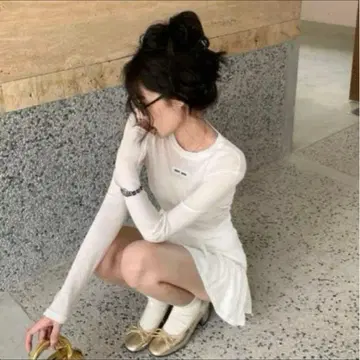 mimi sama 화이트 긴팔 상의 M 사이즈 비침