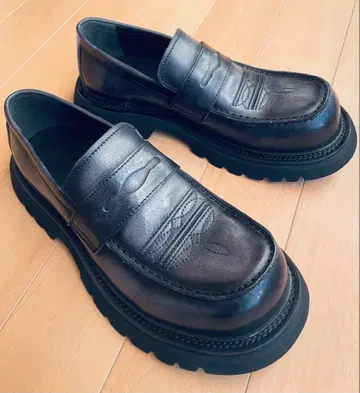 DNSR 맘모스 웨스턴 호스 가죽 로퍼 블랙 한국 통굽