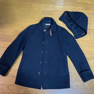 울 소재 다크 네이비 피코트