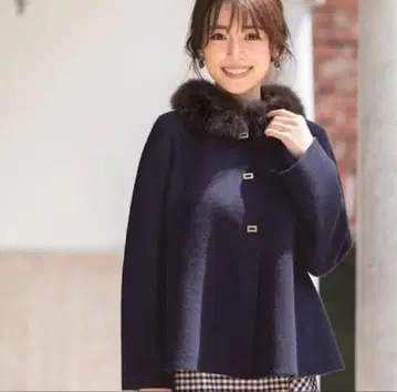 아푸와이저 리셰 퍼 포함 케이프풍 코트 M 사이즈