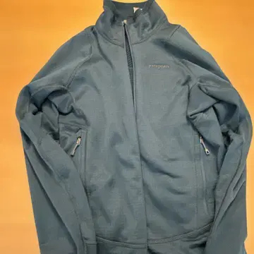 파타고니아 플리스 R1