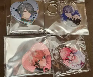 니지산지 발렌타인 캔뱃지 네일 아크릴 키링 코야나기 로우 아카기 웬