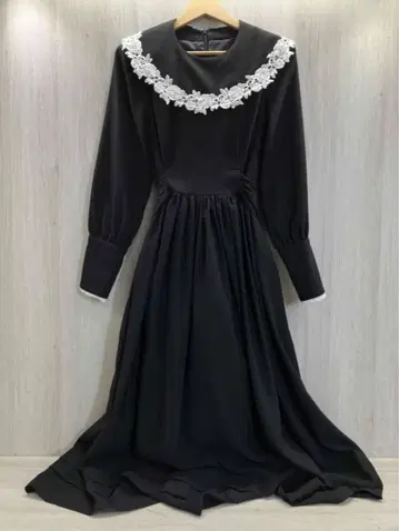 Moi-meme-Moitie 모와메메 모와티에 가데니아 원피스