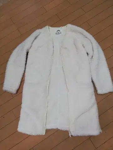 RUSTY 보아 코트 이너로도, 또 홈웨어로도 미사용입니다