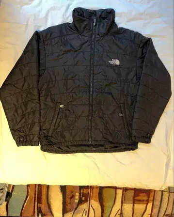 The North Face 블랙 다운 재킷 짧은 기장