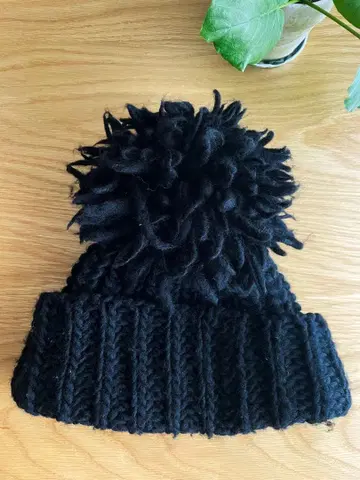 CA4LA 폼폼 포함 니트 모자