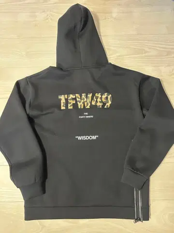 TFW49 롯폰기 CARDBOAD MATERIAL HOODIE
