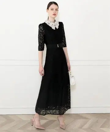 Leja 레이스 카라 부착 블랙 맥시 드레스 미착용