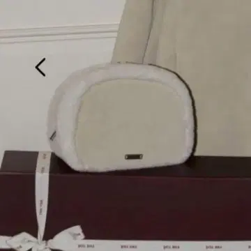 [ 미사용 새상품 ] thetoe 플리스풍 파우치