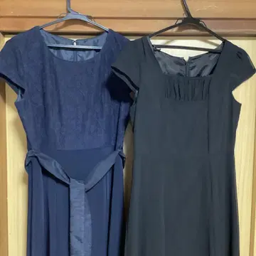 네이비 드레스와 블랙 드레스 세트