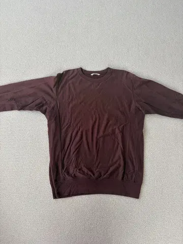 AURALEE 다크 브라운 크루넥