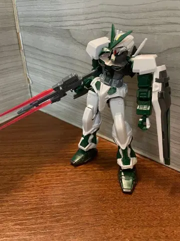 HG 아스트레이 그린 프레임 정크 완성품