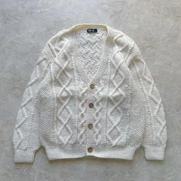 아이보리 케이블 니트 가디건 아란 니트풍