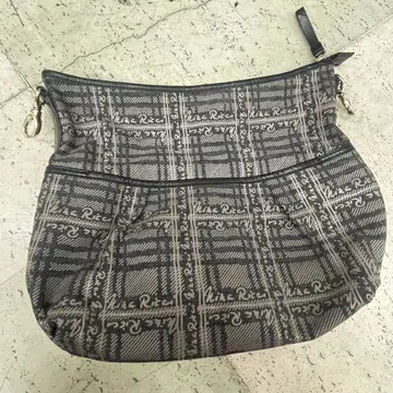 니나리치 체크 무늬 숄더백