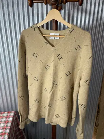 A|X ARMANI EXCHANGE 아르마니 익스체인지 V넥 니트