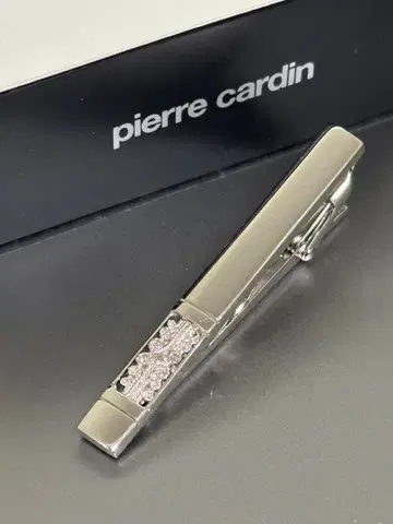 피에르 가르뎅 넥타이핀