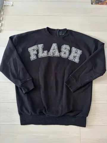 두 번째 클래스 맨투맨 블랙 여성용