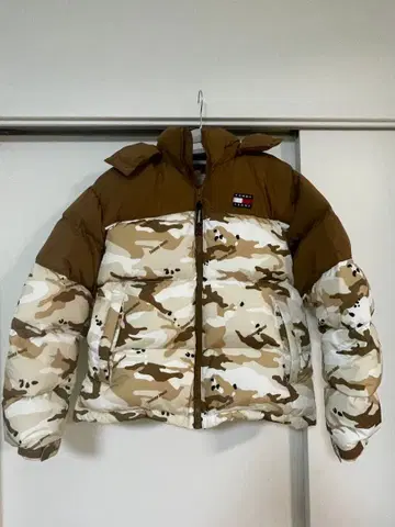 TOMMY HILFIGER 카모플라쥬 다운 자켓