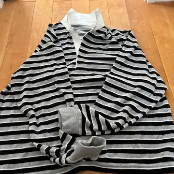 어반 리서치 스트라이프 패턴 긴팔 티셔츠 하프 지퍼