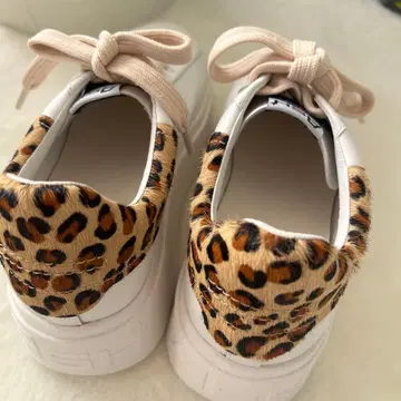 새상품! ASH 송치 스니커즈 38인치