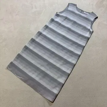 UNTITLED 그레이 스트라이프 슬리브리스 원피스 M 사이즈 일본제