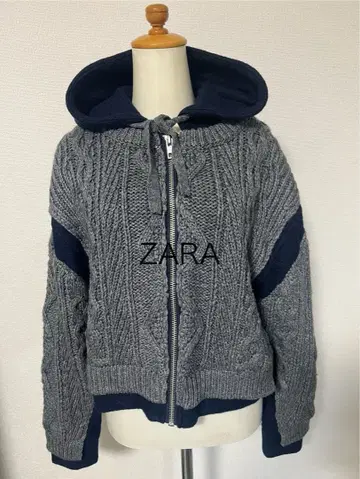 ZARA 후드 부착 울 혼방 케이블 짜임 스웨터