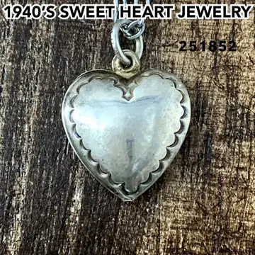 스위트하트 주얼리 초승달 실버 빈티지 목걸이 NAVY