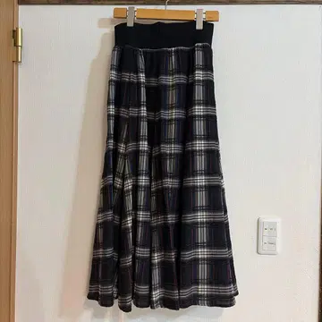 [ GALENA ] 체크 무늬 플레어 롱 스커트