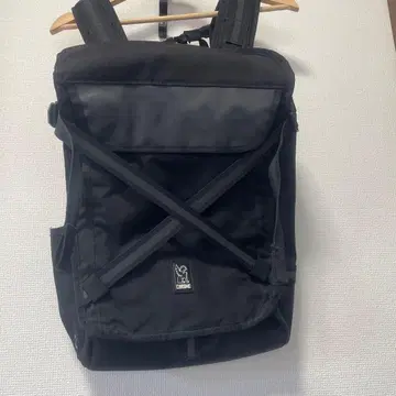 CHROME 크롬 블랙 크로스 스트랩 백팩