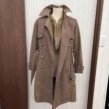 브라운 더블 브레스트 트렌치코트