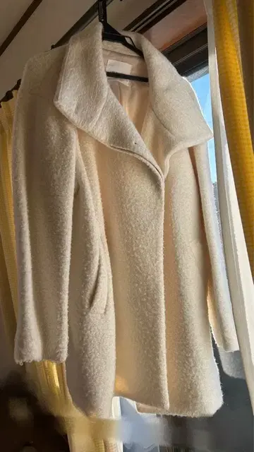 LAGUNAMOON 화이트 코트